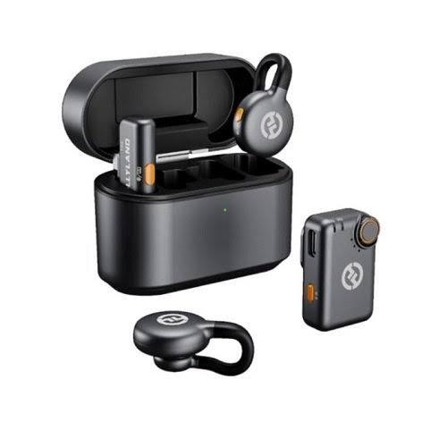 Hollyland Lark M2S With USB To Lightning
