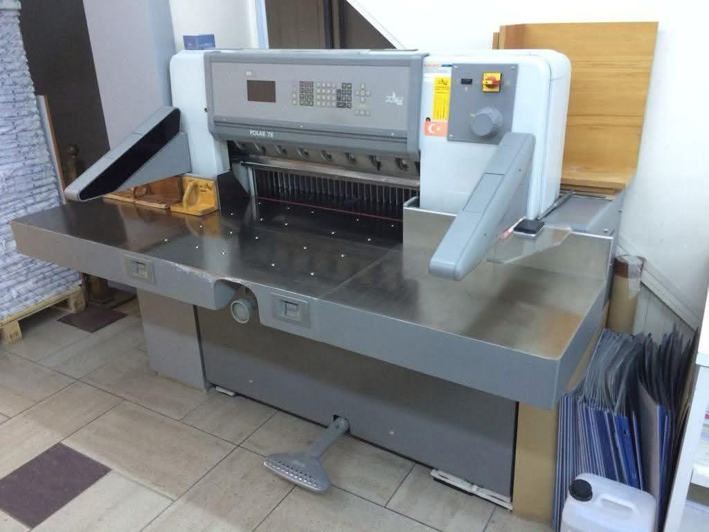 Polar 70/72 Hydraulic Guillotine Paper cutting machine
