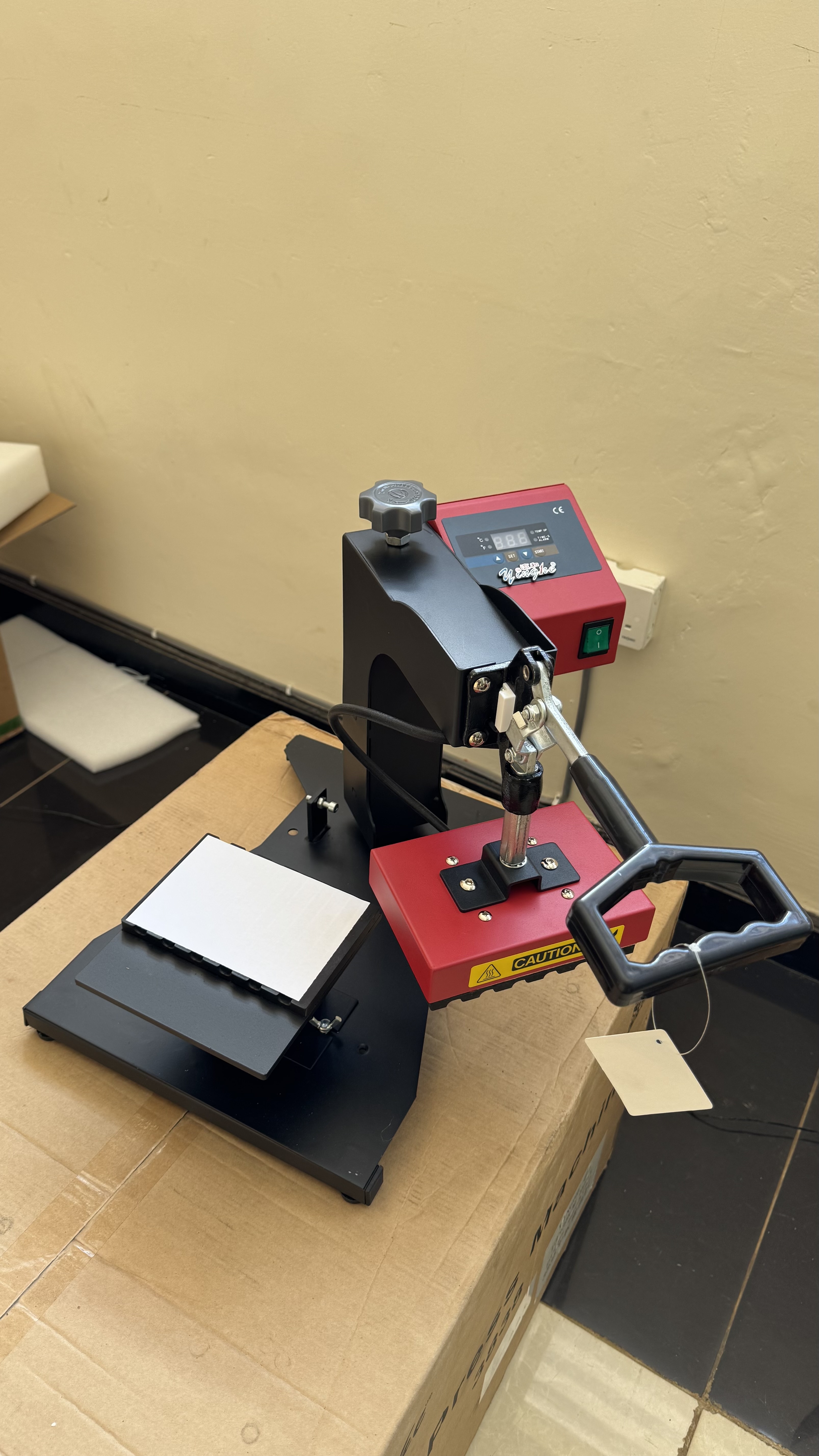 Yinghe 6 station Pen Press Machine