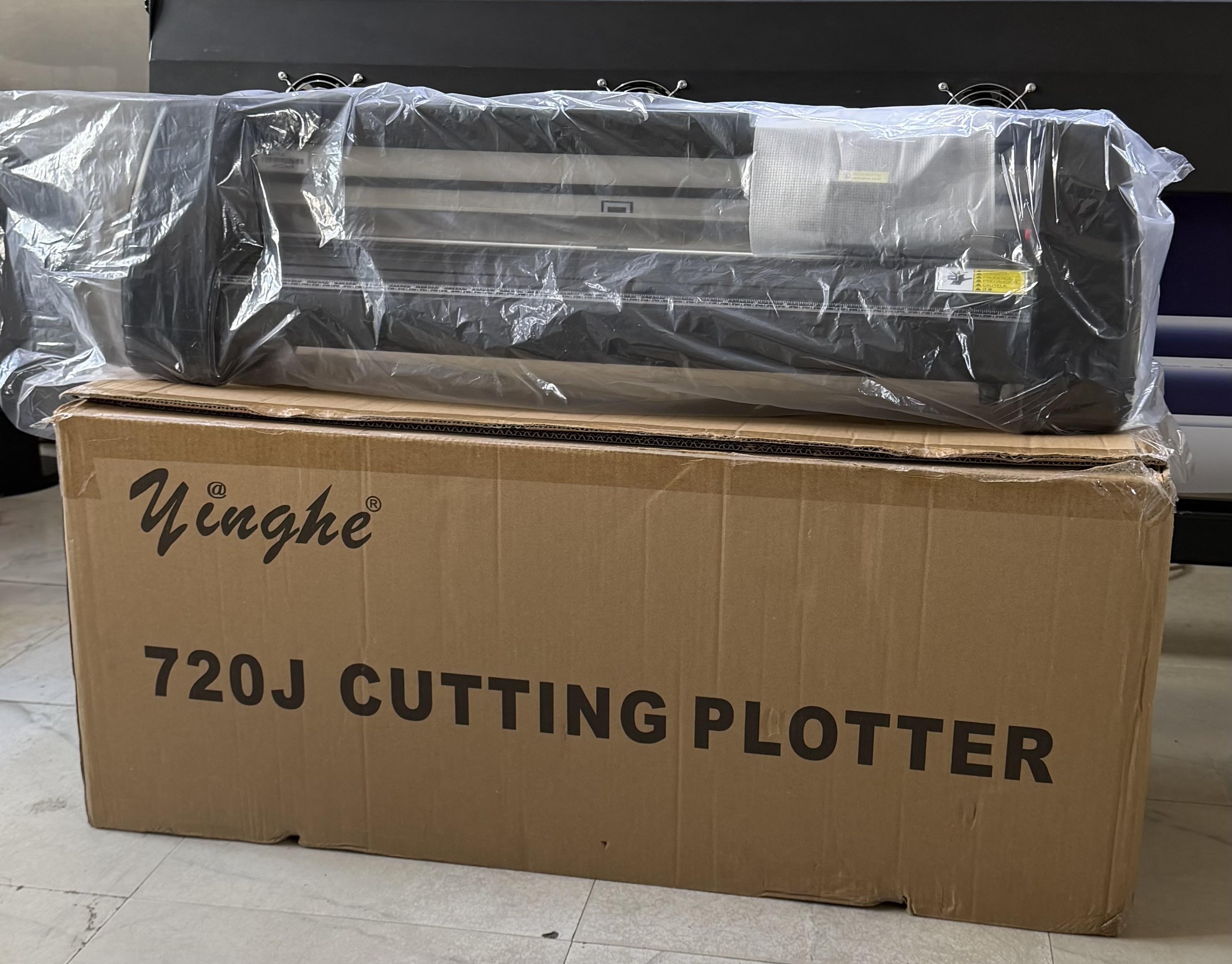 Yinghe 720j 2ft vinyl cutting plotter
